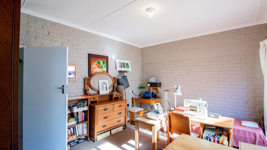 4 Bedroom Property for Sale in Stilbaai Oos Western Cape